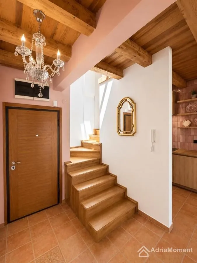 Prodaja, trosoban stan, 94m², Rozino, Budva