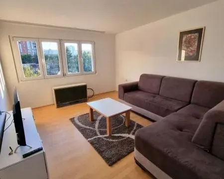 Rent, two bedroom apartment, 56m², Centar, Niš