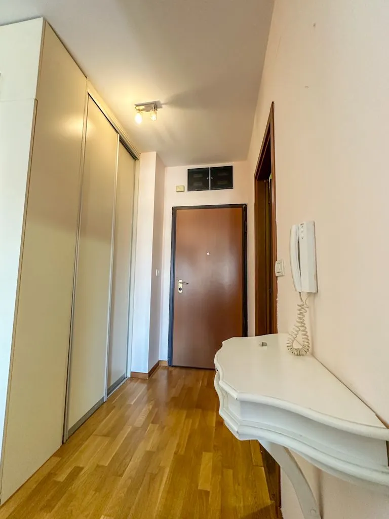 Rent, one bedroom apartment, 50m², City Kvart, Podgorica