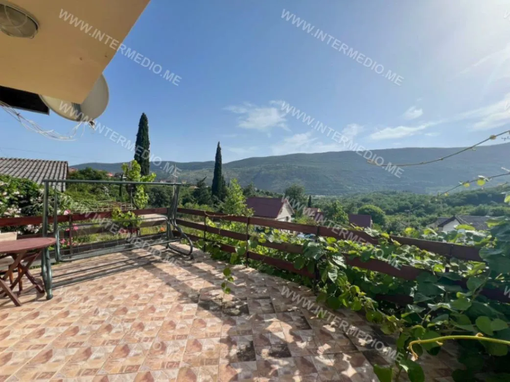 Prodaja, kuća, 150m², Igalo, Herceg Novi
