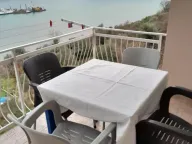 Rent, three bedroom apartment, 120m², Tivat, Crna Gora - image 9