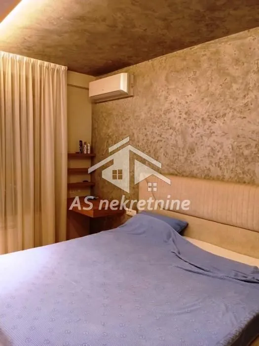 Rent, three bedroom apartment, 98m², Novi Beograd Blok 65, Novi Beograd Sve Podlokacije