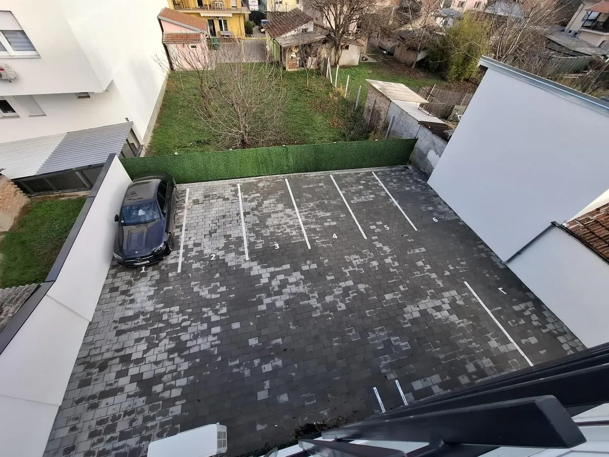 Prodaja, četvorosoban stan, 116m², Telep, Novi Sad Sve Podlokacije