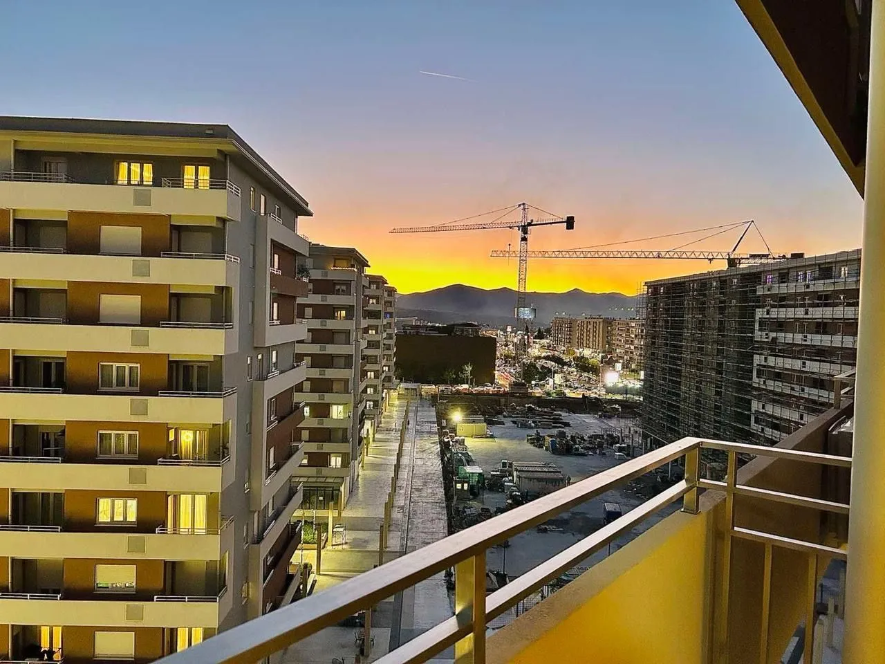 Rent, two bedroom apartment, 108m², Central Point, Podgorica