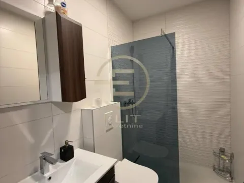 Prodaja, četvorosoban stan, 116m², Socijalno, Novi Sad Sve Podlokacije - image 42