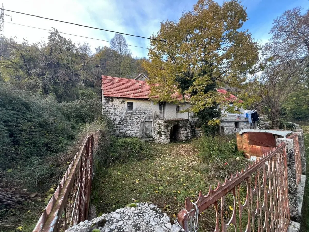 Prodaja, kuća, 63m², Bajice, Cetinje