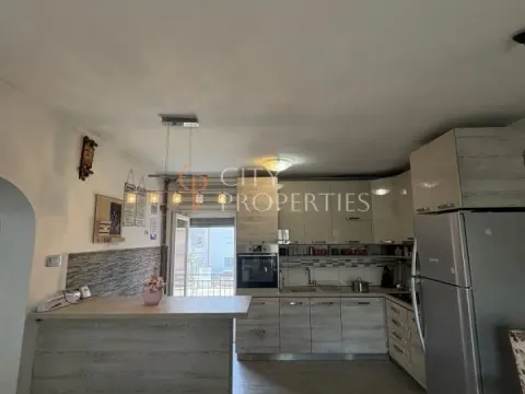 Prodaja, kuća, 178m², Stari Aerodrom, Podgorica - image 9