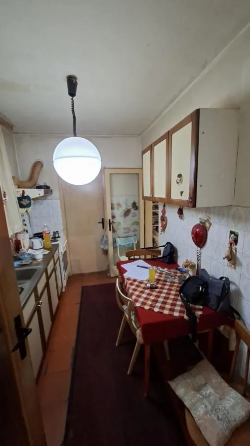 Prodaja, trosoban stan, 79m², Kikinda, Srbija