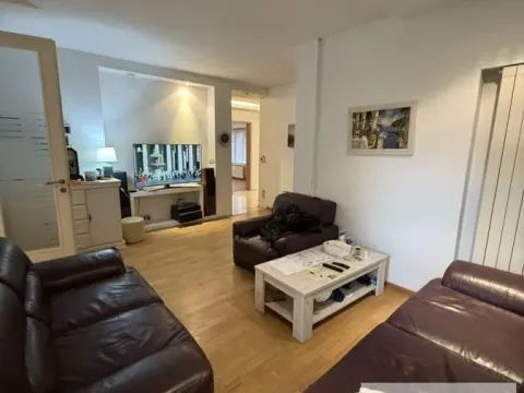 Stan in Voždovac Sve Podlokacije