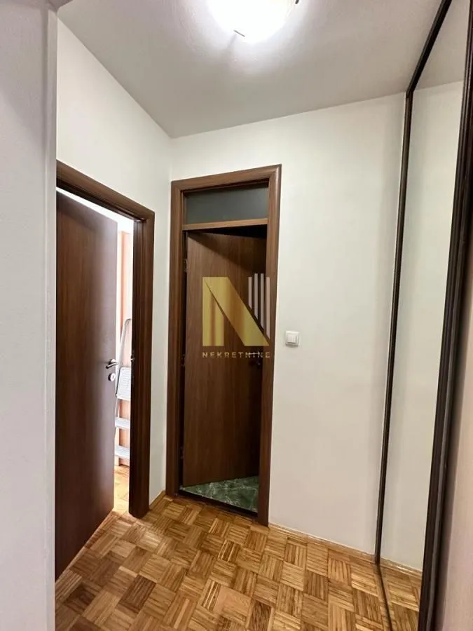 Izdavanje, dvosoban stan, 51m², Sajmište, Novi Sad
