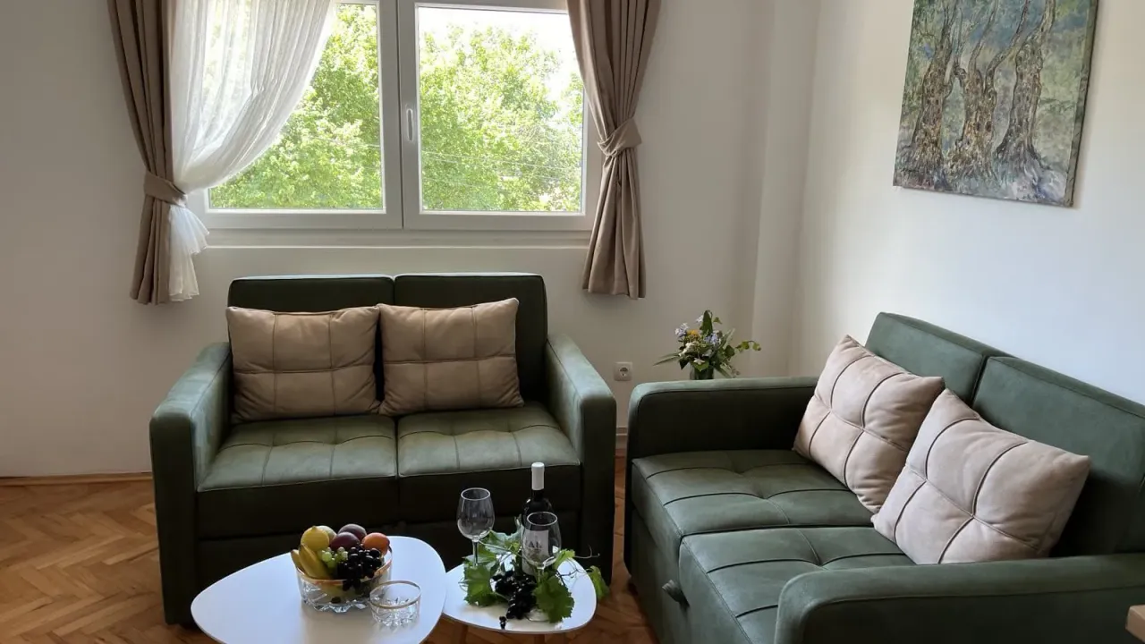 Rent, two bedroom apartment, 68m², Gornja Lastva, Tivat