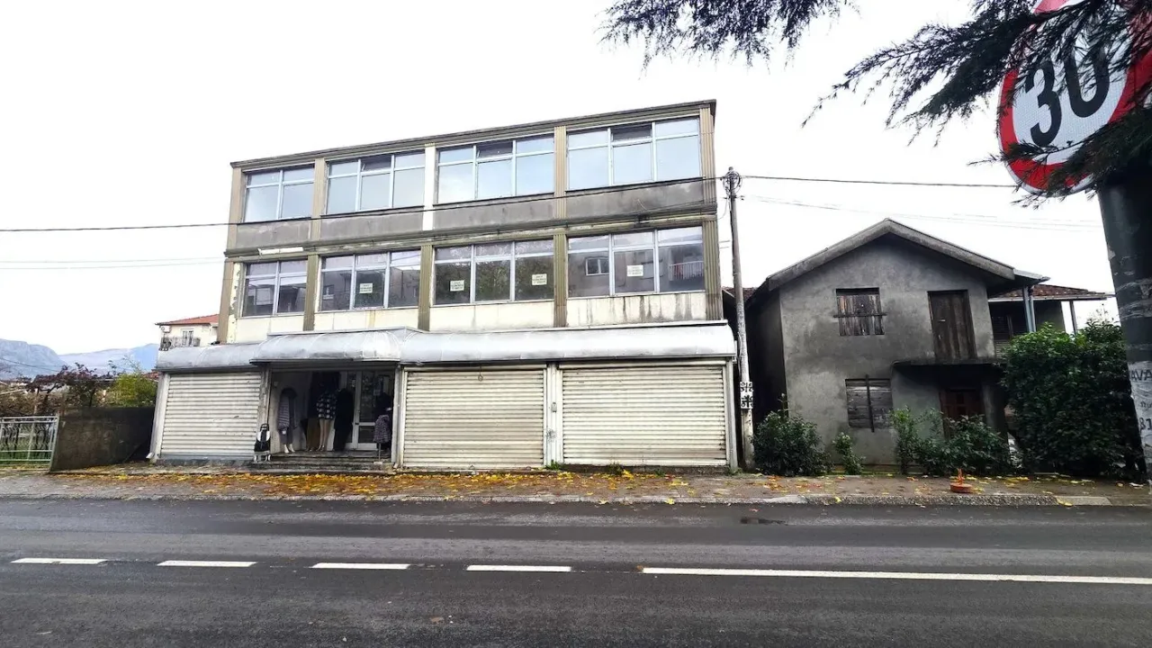 Rent, office space, 120m², Zagorič, Podgorica