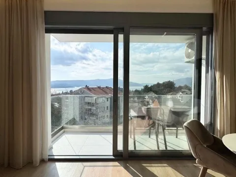 Prodaja, dvosoban stan, 76m², Tivat, Crna Gora - image 19