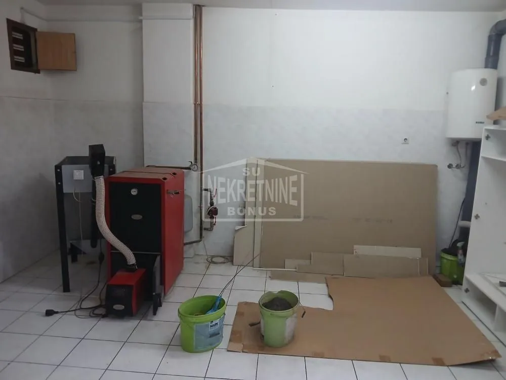 Prodaja, kuća, 563m², Kelebija, Subotica