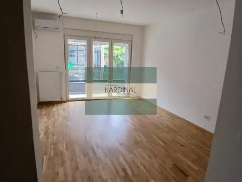 Izdavanje, garsonjera, 31m², Centar, Jagodina - image 5
