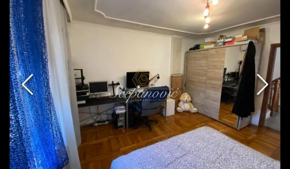 Prodaja, kuća, 209m², Futog, Novi Sad Sve Podlokacije