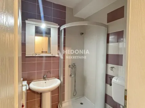 Izdavanje, jednosoban stan, 28m², Petlovo Brdo, Beograd - image 9