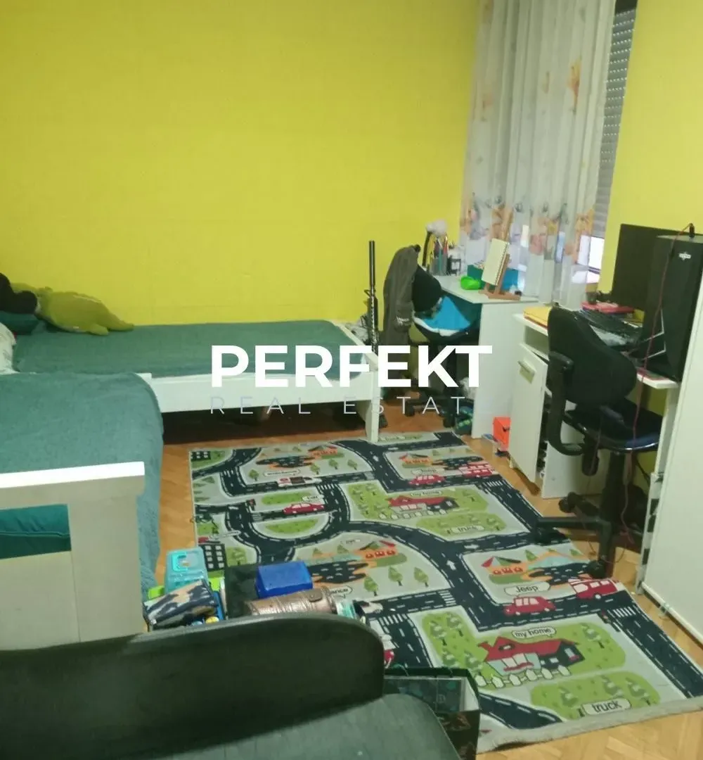 Sale, three bedroom apartment, 68m², Centar, Pančevo