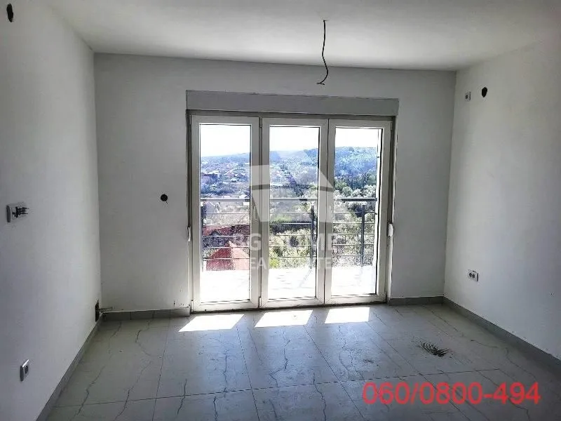 Prodaja, trosoban stan, 82m², Kaludjerica, Grocka