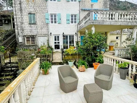 Sale, house, 120m², Prčanj, Kotor - image 13