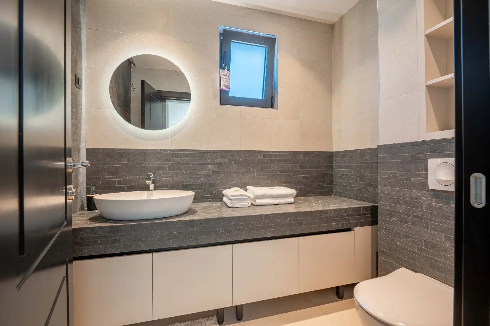 Sale, house, 318m², Reževići, Budva