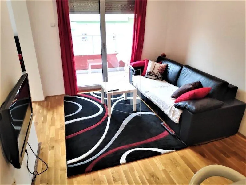 Rent, apartment, 44m², 1 maj, Podgorica