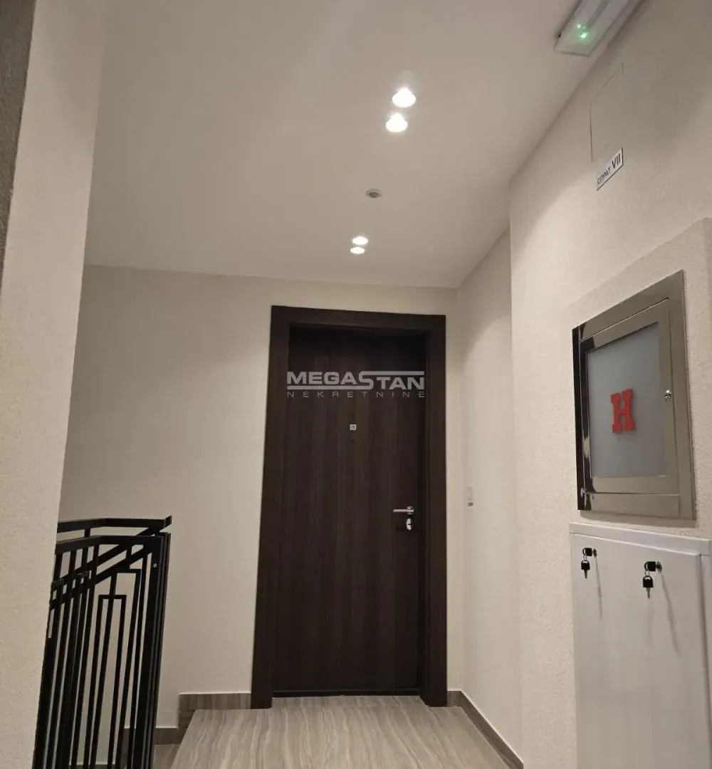 Prodaja, četvorosoban stan, 142m², Šumice, Beograd
