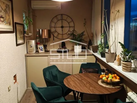 Prodaja, trosoban stan, 70m², Senjak, Beograd - image 5