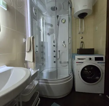 Rent, one bedroom apartment, 37m², Gorica C, Podgorica - image 15