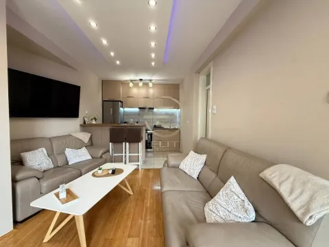 Rent, two bedroom apartment, 41m², Rotkvarija, Novi Sad Sve Podlokacije - image 7