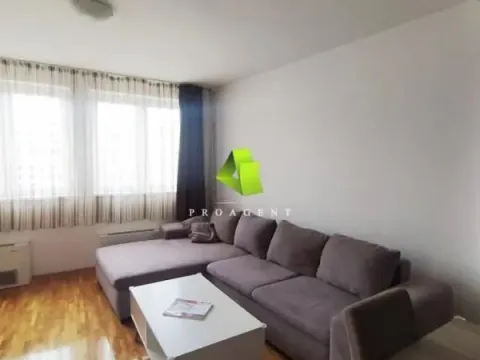 Stan in Medijana