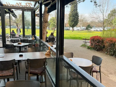 Prodaja, ugostiteljski objekat, 160m², Blok 5, Podgorica - image 9