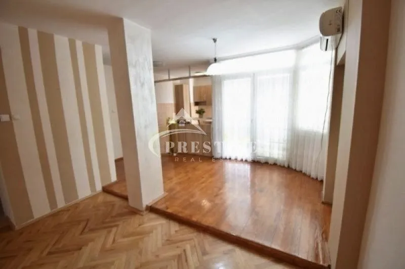 Prodaja, jednosoban stan, 58m², Blok 6, Podgorica