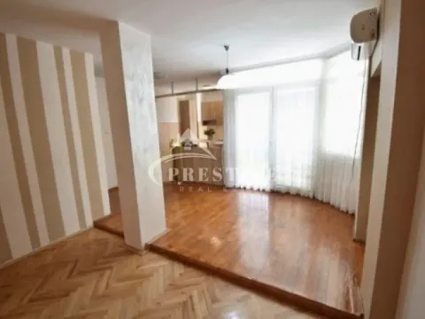 Prodaja, jednosoban stan, 58m², Blok 6, Podgorica - image 7