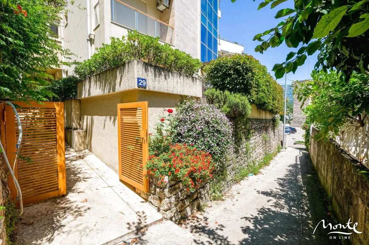 Sale, two bedroom apartment, 75m², Budva, Crna Gora