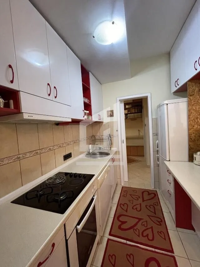 Rent, two bedroom apartment, 76m², Centar, Podgorica
