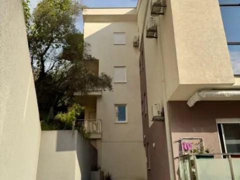 Izdavanje, garsonjera, 31m², Kava, Tivat - image 3