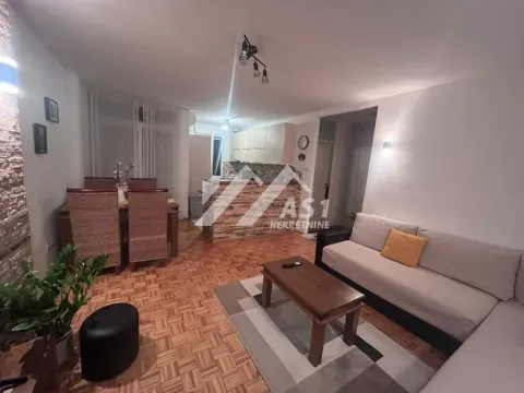 Izdavanje, trosoban stan, 60m², Liman 4, Novi Sad Sve Podlokacije - image 3