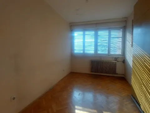 Prodaja, dvosoban stan, 73m², Centar, Nikšić - image 6