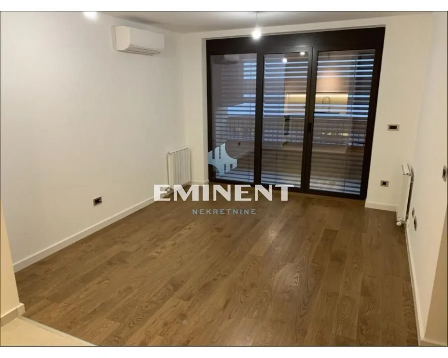 Izdavanje, stan, 59m², Novi Beograd Blok 67, Novi Beograd Sve Podlokacije