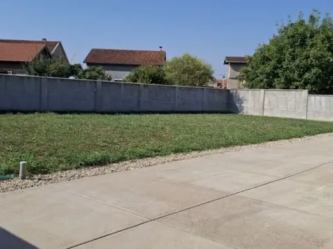 Poslovni prostor in Altina