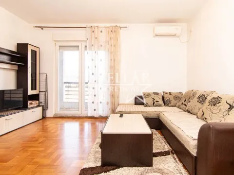 Rent, one bedroom apartment, 30m², Stari Aerodrom, Podgorica - image 4