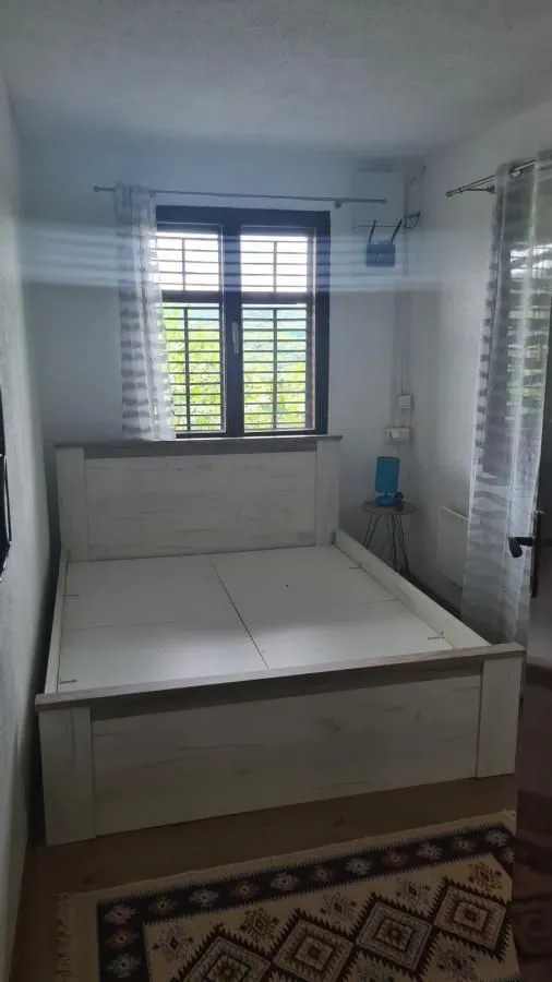 Prodaja, kuća, 86m², Banja Vrdnik, Irig