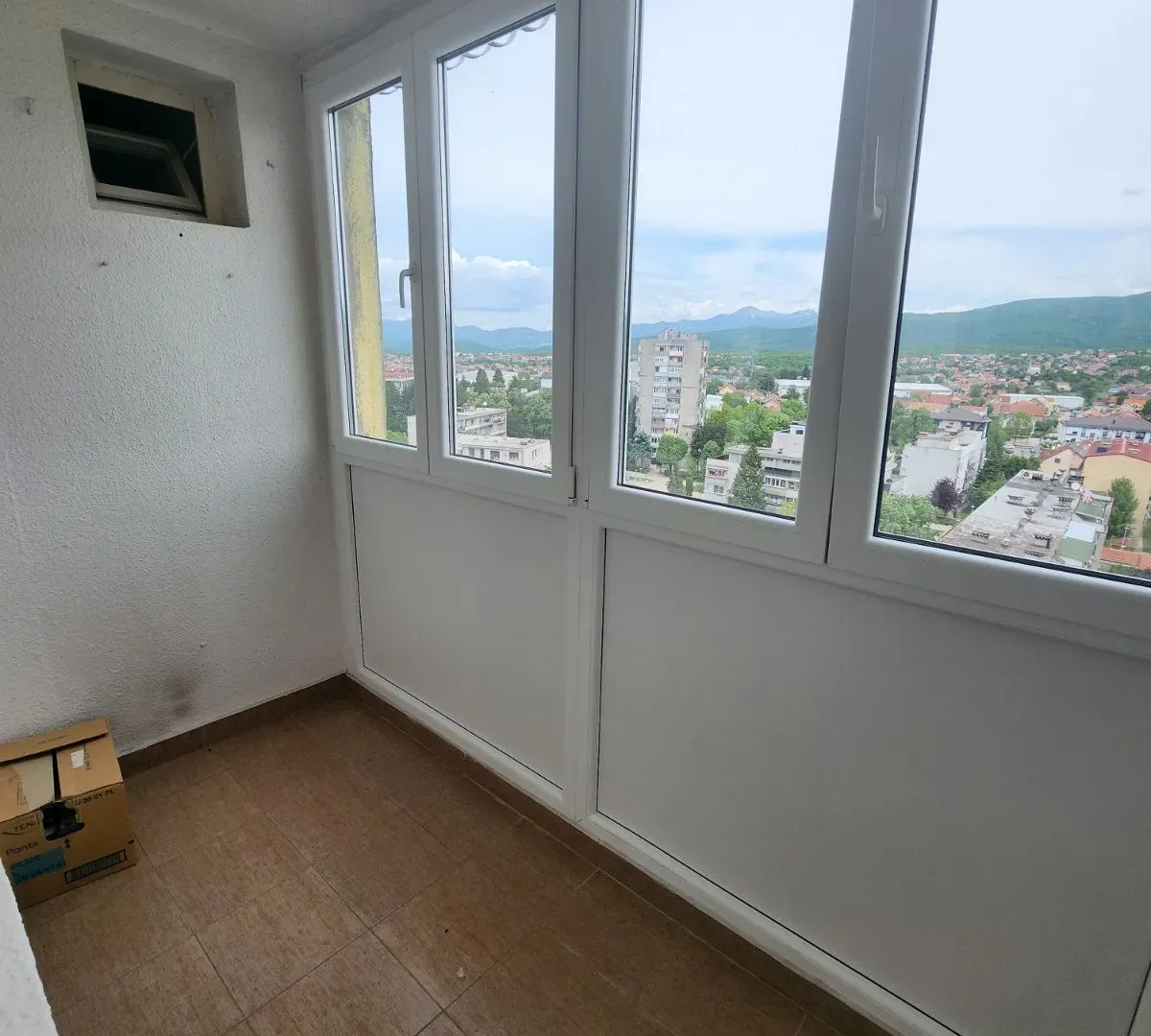 Prodaja, dvosoban stan, 89m², Nikšić, Crna Gora