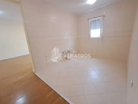 Rent, two bedroom apartment, 75m², Centar, Bar - image 3