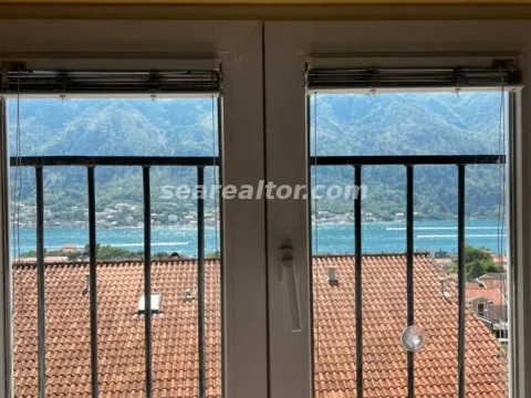 Prodaja, trosoban stan, 88m², Dobrota, Kotor - image 8