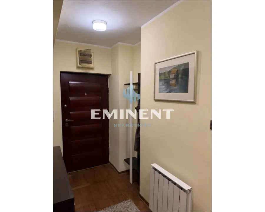 Rent, two bedroom apartment, 75m², Južni Bulevar, Vračar Sve Podlokacije