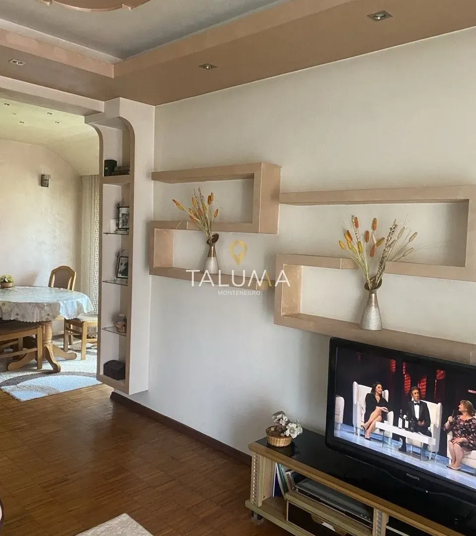 Rent, one bedroom apartment, 74m², Centar, Podgorica