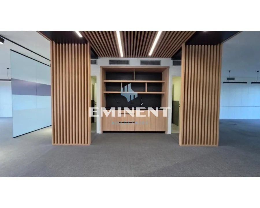 Rent, office space, 268m², Savski Venac, Beograd