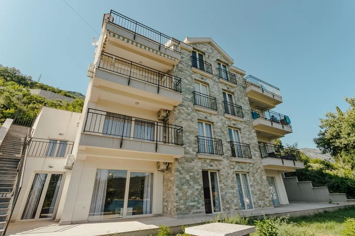 Sale, two bedroom apartment, 96m², Kamenari, Herceg Novi
